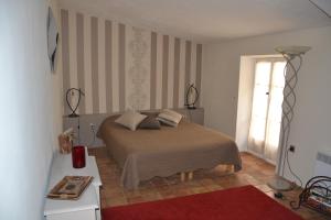 B&B / Chambres d'hotes Maison Saint Louis avec Jacuzzi : photos des chambres