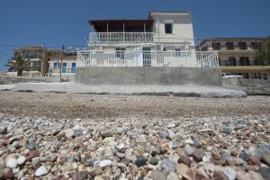 Alexis Studios Messinia Greece