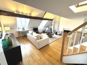 Duplex de charme hyper centre avec Parking