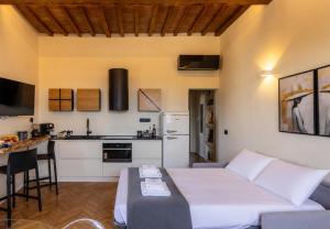 Bassa Marea - Canalside Design Retreat