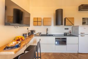 Bassa Marea - Canalside Design Retreat