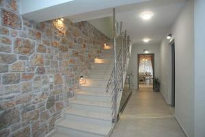 Sanro Apartments