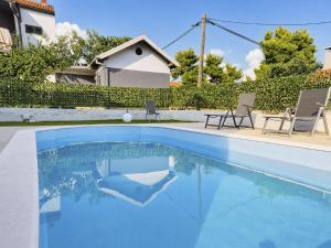 Holiday Home Helen by Interhome