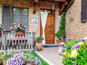 Apartment Le rondini by Interhome