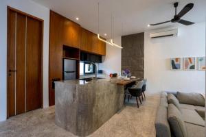 Pantai 5 Residence - Villa 1