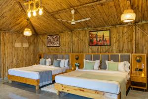 ELIVAAS Signature Royal Green Farm Pet-friendly 2-BHK Countryside Farmhouse with Private Pool, Gazebo and Garden