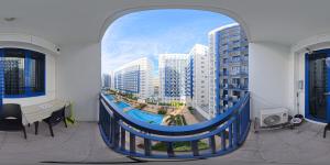Sea Residences by Fernan Near MOA & NAIA Pool View