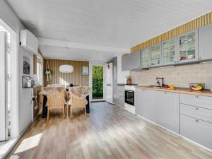 Holiday Home Hjalma - 250m to the fjord by Interhome