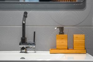 MoHost Dynamic - Designed for Your Dynamic Stay