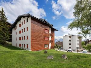 Apartment Violettes Vacances A303 by Interhome