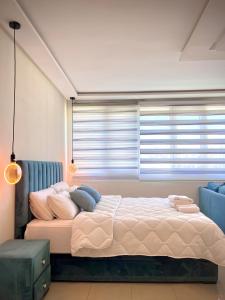 Elegant Studio with Panoramic Views