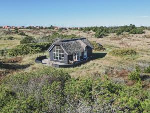 Holiday Home Yanne - 550m from the sea by Interhome
