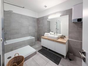 Lakeside Suites Senec