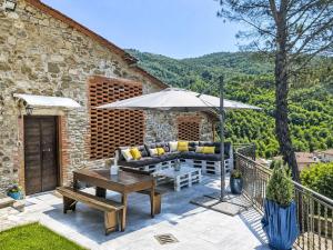 Holiday Home La Casa di Fiore by Interhome