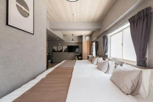 NEW OPEN! Shinsaibashi 4 min Dotonbori 5 min 4 Beds 35m2 Apartment