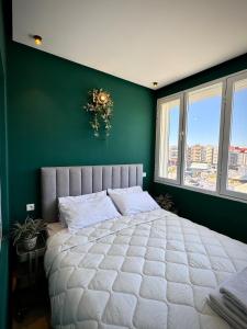 Emerald Jungle Studio Bright & AC
