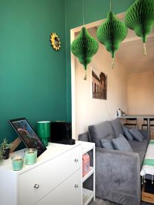 Emerald Jungle Studio Bright & AC