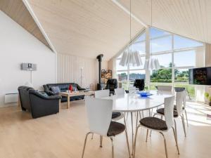 Holiday Home Eve - 700m from the sea by Interhome