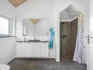 Holiday Home Eve - 700m from the sea by Interhome