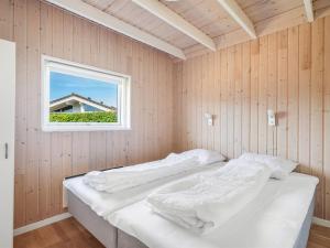 Holiday Home Eve - 700m from the sea by Interhome