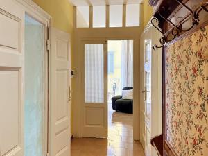 Apartment Una Finestra sul Lago by Interhome
