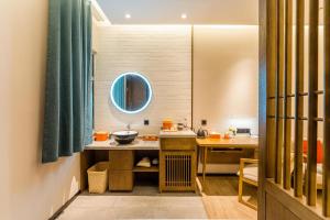Atour X Hotel Hangzhou West Lake Intime Dingan Road