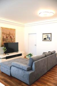 Astrova Deluxe Apartment
