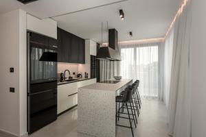 Naeva Luxury Apartments - Sky