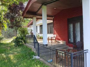 River Corner Villa