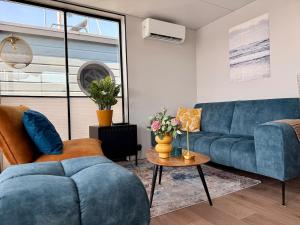 Luxury Houseboat Wolphaartsdijk VP109
