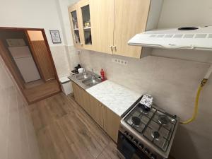 Carlos Apartman
