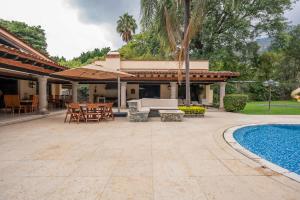 Villa magica tepoztlan con alberca jacuzzi y padel