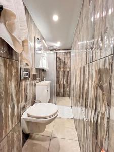 510 Central Comfort Bright Studio