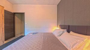 Stylish Apartments Castle Bay - near Beach and Airport
