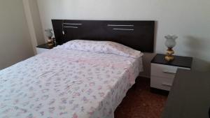 Views of Montgó, bright and 5 minutes from the beach