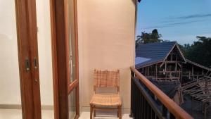 Nau Corner House