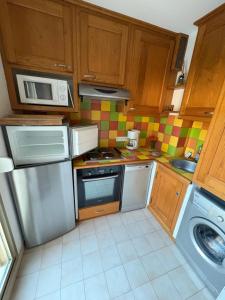 Charming two-room apartment just a stones throw from Cannes