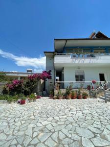 Villa A&B
