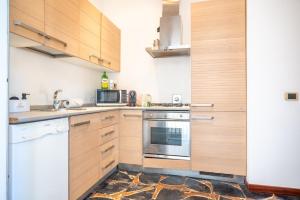 -Centro-Piazza Castello- Luxury Suite for 4 with Wi-Fi