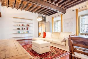 -Centro-Piazza Castello- Luxury Suite for 4 with Wi-Fi