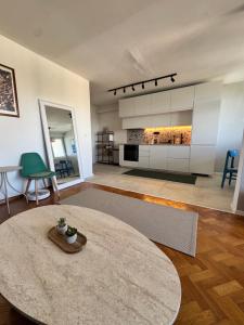 Comfortable friendly apartment 5min from the beach