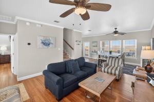 Your 4 Bedroom Coastal Escape! Ocean Views and Pet Friendly!