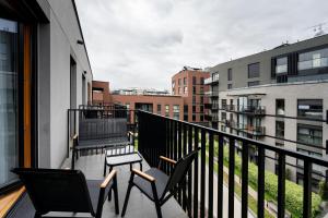 Nadmotławie Riverside Prestige Apartment by BookingHost