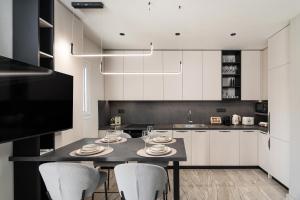 Agathe Apartment