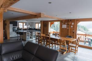 Chalet au Grand-Bornand face à la chaine des Aravis