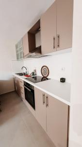 IRYA VOLOS minimal stay Ground Floor Apartment