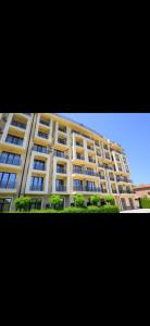 Azur properties 22