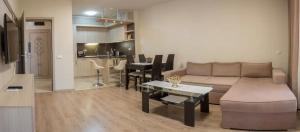 Luxury Apartment in Argisht Partez , Pool, 2 Min Walk to the Beach
