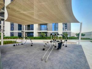 ShoresInn - Relax & Unwind with Dubai Creek Vibes