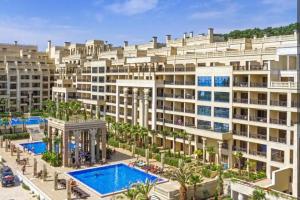 Luxury Apartment in Argisht Partez , Pool, 2 Min Walk to the Beach